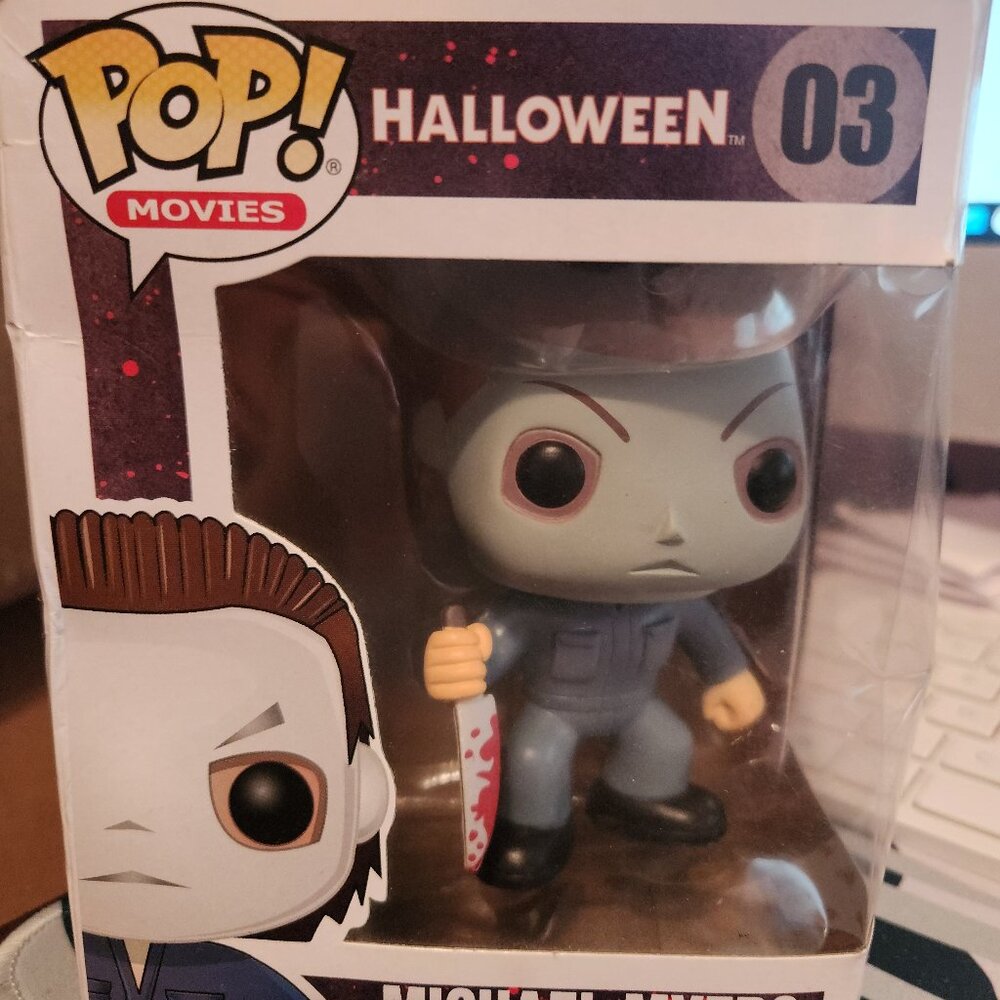 New Michael Myers Halloween Vinyl Figure Funko Pop #03 - Picture 2 of 6